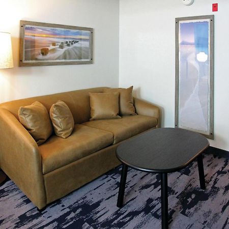 Fairfield Inn & Suites By Marriott Charleston Airport/Convention Center Exterior photo