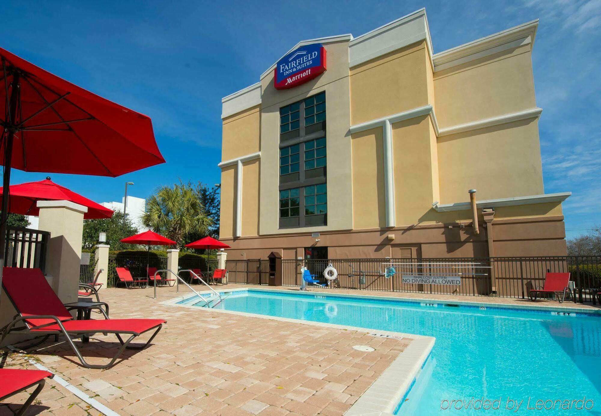 Fairfield Inn & Suites By Marriott Charleston Airport/Convention Center Exterior photo